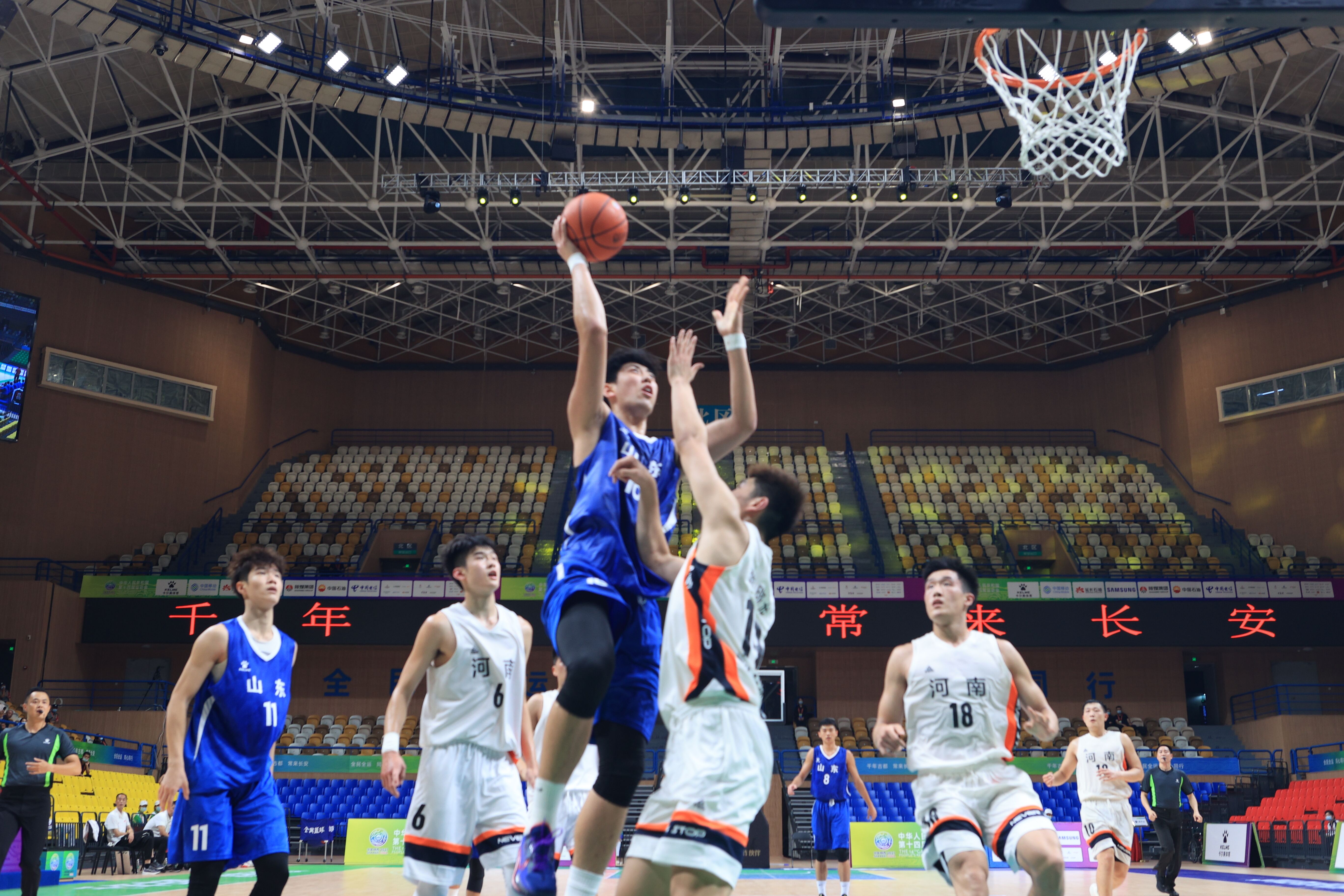 为年轻球员 为年轻球员