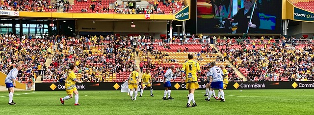 NBA激战！裁判直接驱逐7名球员.